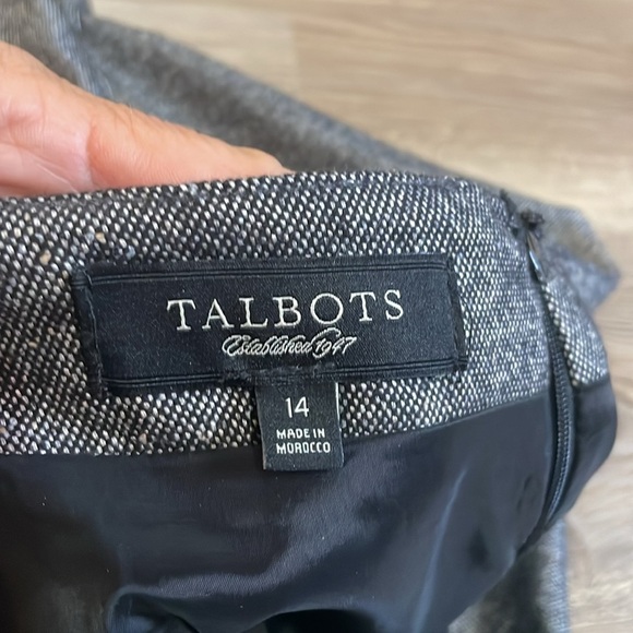 TALBOTS Wool blend Ruffled Tiered Pencil Skirt Gray Size 14 Textured Career - Picture 8 of 10